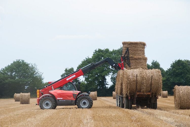 Τηλεσκοπικά μηχανήματα Manitou MLT 1040 145PS